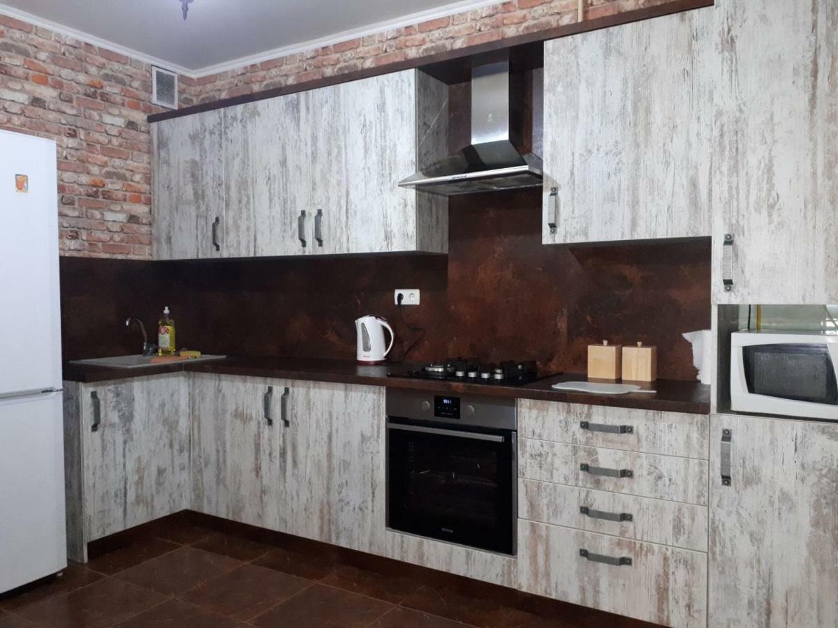 Large 2-bedroom apartament in the center Chişinǎu Buitenkant foto