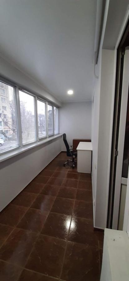 Large 2-bedroom apartament in the center Chişinǎu Buitenkant foto